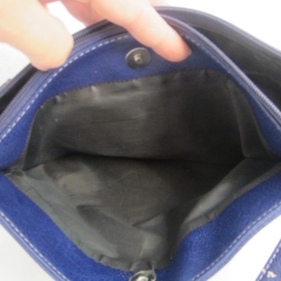 BOC Vinyl Blue Faux Leather Crossbody Adjustable Strap Medium Zip Close - Picture 3 of 16